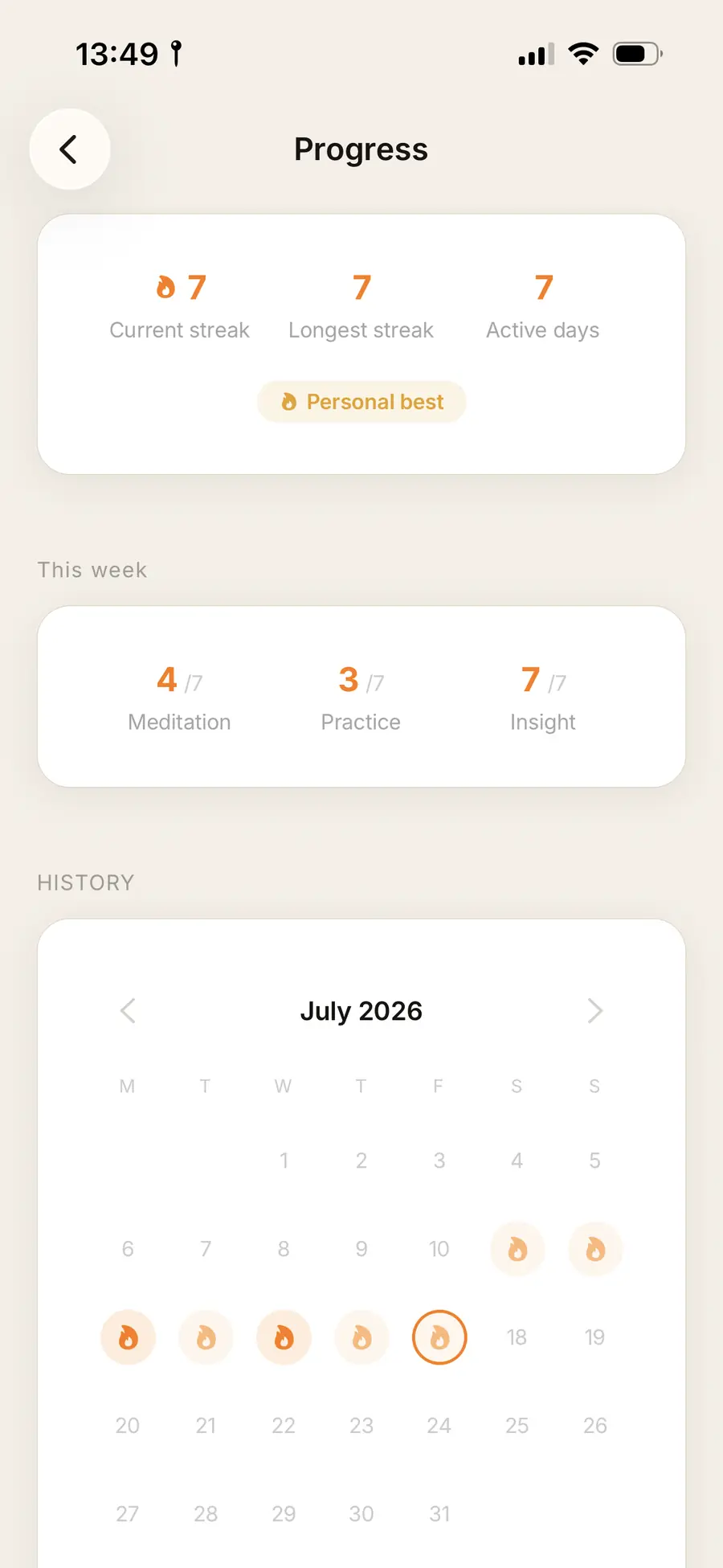 A Fenix progress screen with a current streak and a calendar of active days